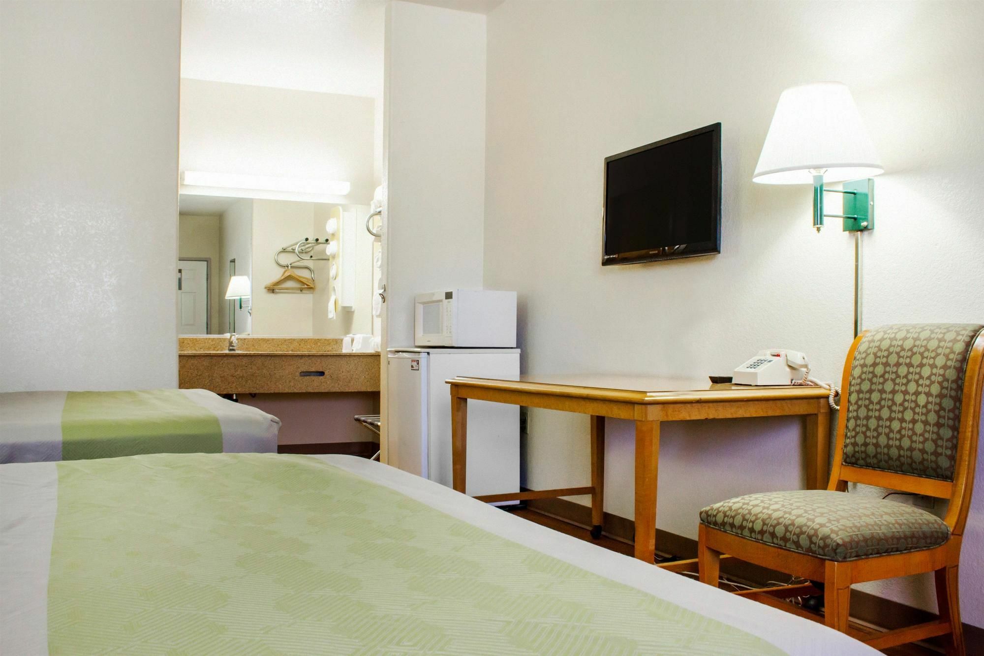 טמפה Apache Inn מראה חיצוני תמונה