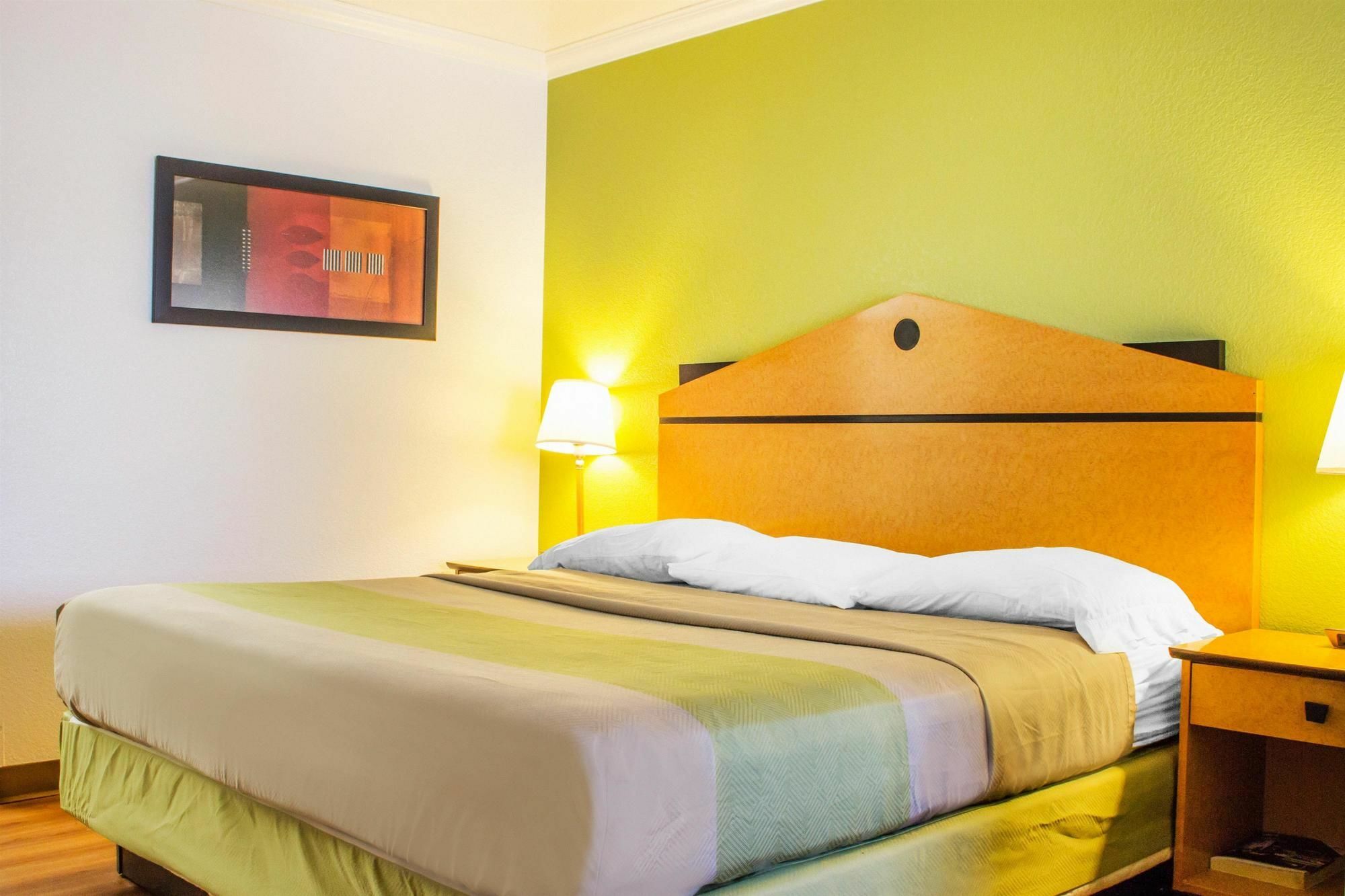 טמפה Apache Inn מראה חיצוני תמונה