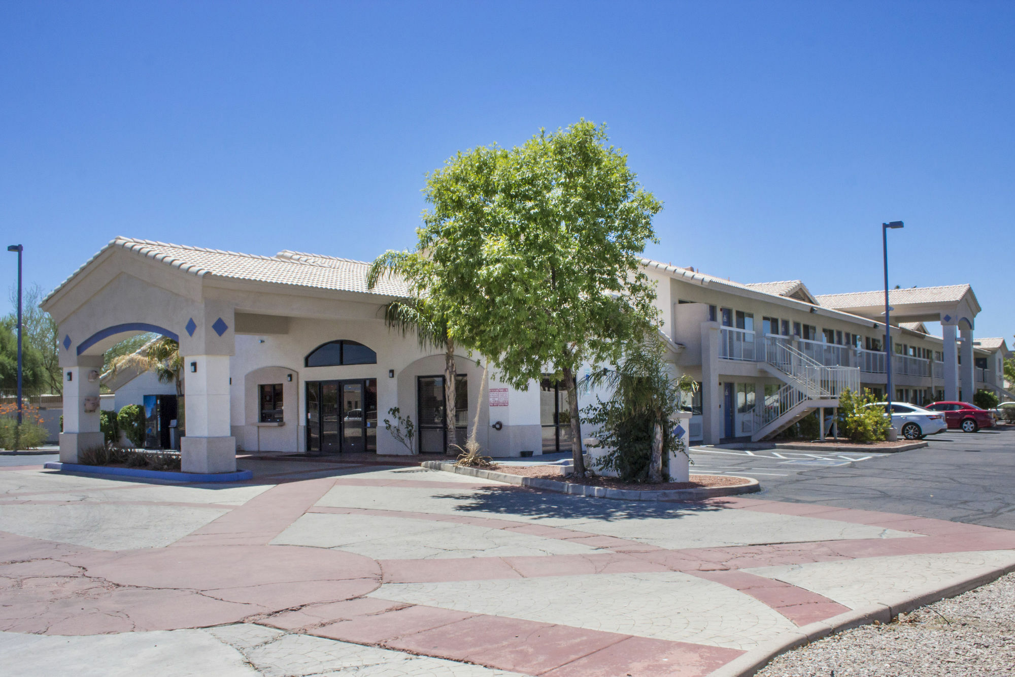 טמפה Apache Inn מראה חיצוני תמונה